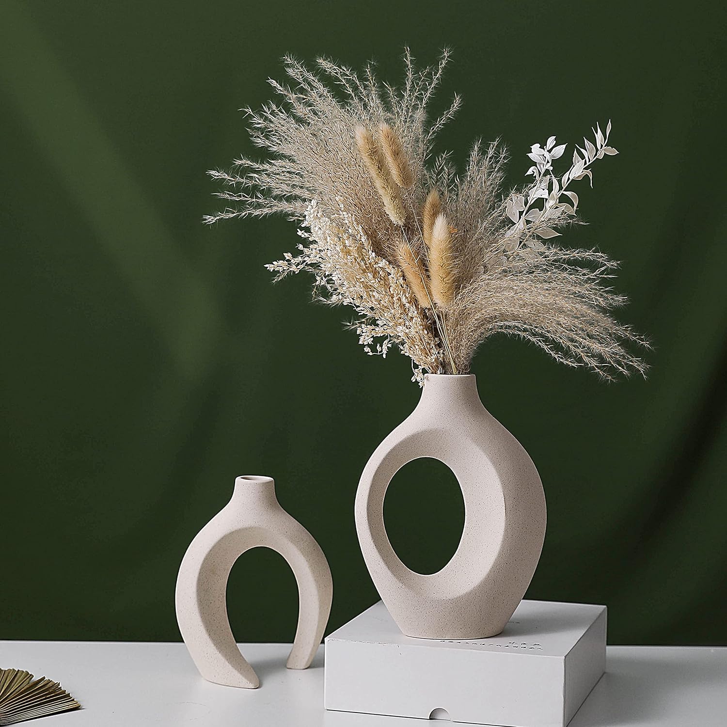 Ceramic Set of 2 Creative White Vases
